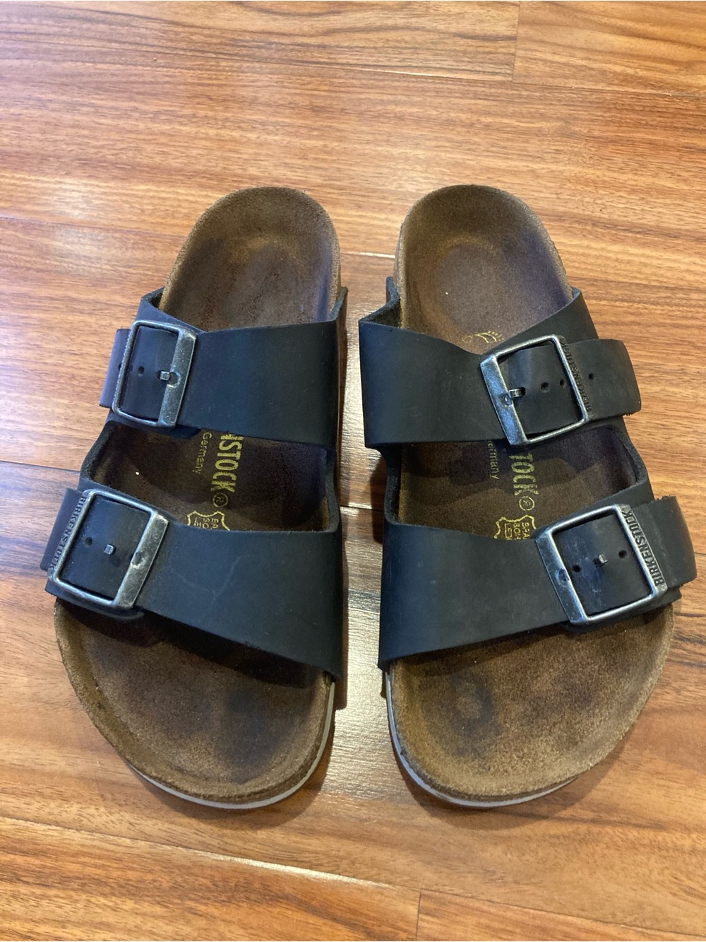 Birkenstock Sandals ARIZONA Black  Leather Tonal White Sole SZ 37/L6/M4